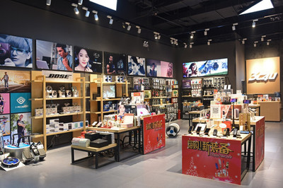 数码时代的影像殿堂 探访专业相机专卖店